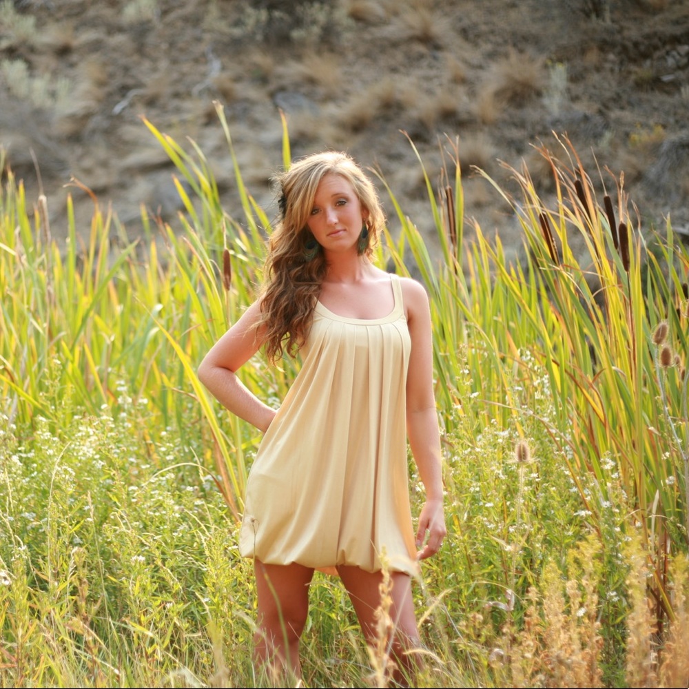 Vintage gold sparkling party dress - Picture 1 of 4